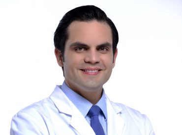 Dr. David Jativa